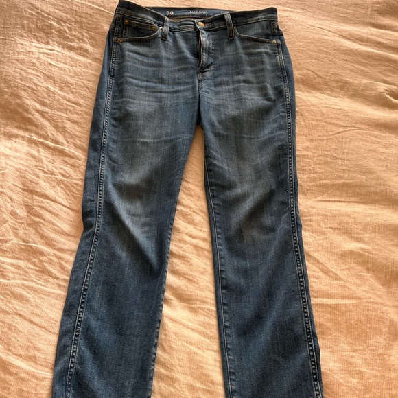 J. Crew 9” Vintage Straight Jean size 30” - Picture 2 of 4